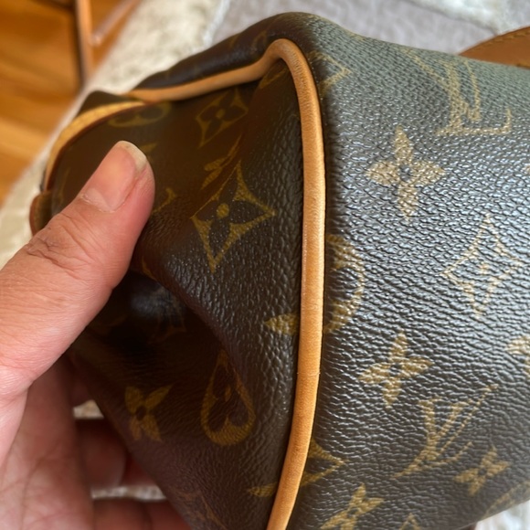 LV Montorgueil PM - Picture 12 of 17